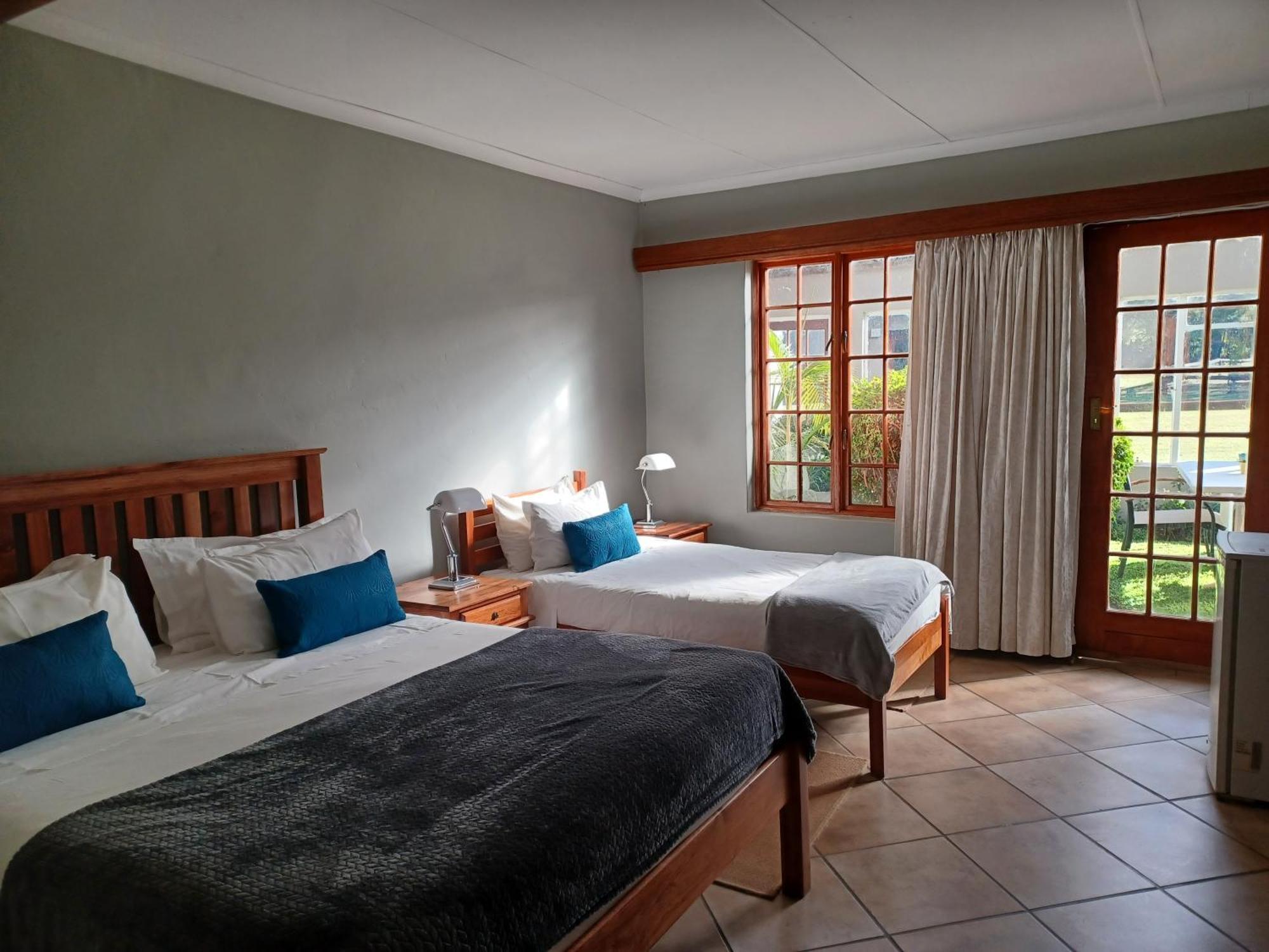 Drakensberg Mountain Retreat Guest House เบิร์กวิลล์ ภายนอก รูปภาพ