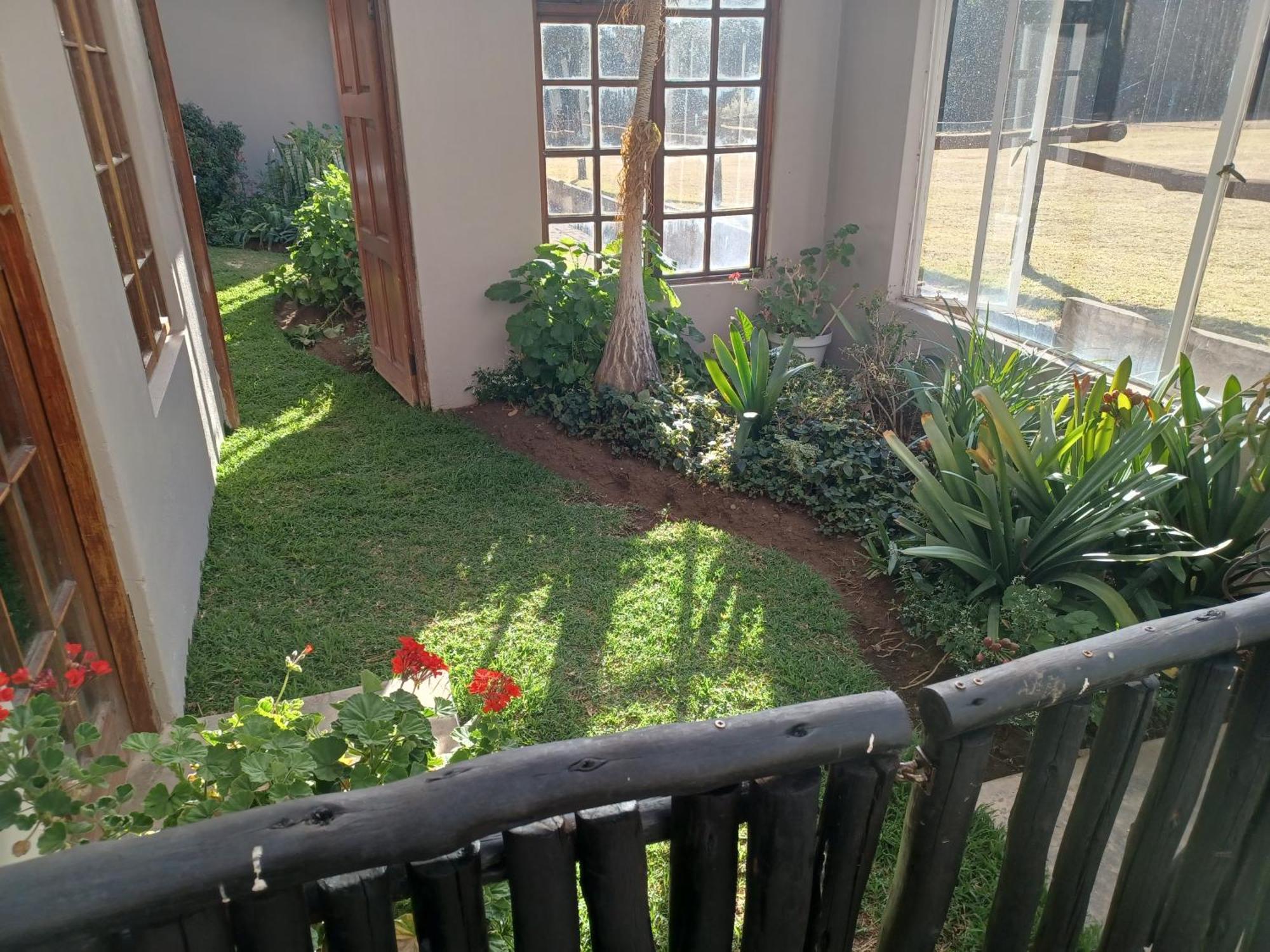 Drakensberg Mountain Retreat Guest House เบิร์กวิลล์ ภายนอก รูปภาพ